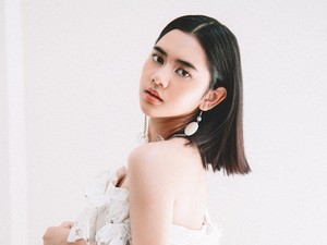 Arya Saloka-Desta Kagum dengan Kemampuan Badminton Ziva Magnolya