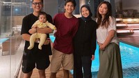 Alca Octaviani, calon istrinya, bahkan telah resmi mengundurkan diri dari pekerjaannya. Konon dirinya akan fokus mengurus keluarga kecilnya. Foto: Instagram/alcalctvn