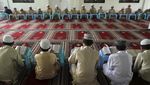 Anak-anak Pakistan Dalami Al-Quran di Bulan Ramadan
