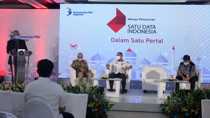 Bappenas Bangun Platform Satu Data Indonesia Badan Perencanaan Pembangunan Nasional (Bappenas) tengah membangun platform Satu Data Indonesia (SDI). Hal ini untuk mempermudah perencanaan pembangunan.