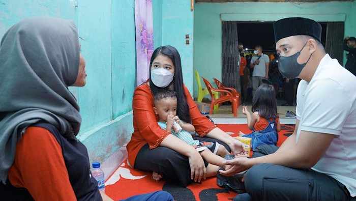 Bobby dan Kahiyang kunjungi keluarga korban begal geng motor di Medan Labuhan.