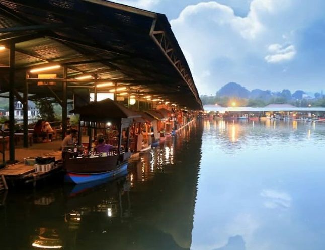 Floating Market Lembang.