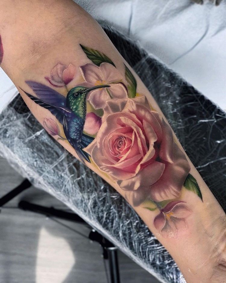 Fotoinet tato keren tampak realistis Fotoinet tato keren tampak realistis