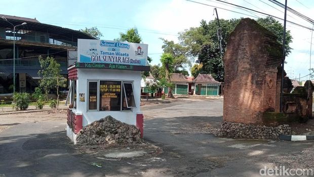 Goa Sunyaragi.