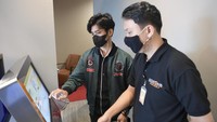 Hotel pertama area istirahat hadir di Kabupaten Bekasi di Rest Area KM 19 Ruas Tol Jakarta-Cikampek, Desa Lambang Sari, Kecamatan Tambun Selatan.  
