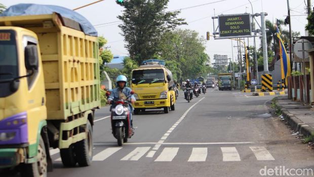 Jalur rawan macet Jombang-Tembelang