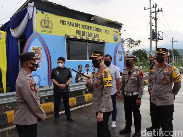 Kapolres Malang AKBP Ferli