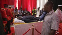 Mantan Presiden Kenya Mwai Kibaki, yang memimpin negara Afrika Timur selama lebih dari satu dekade, meninggal dunia di usia 90 tahun.  