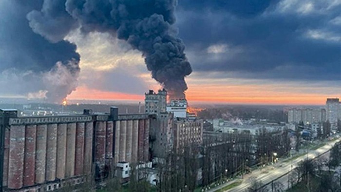 In this photo taken by an anonymous source, smoke rises from oil storage facilities hit by fire in Bryansk, Russia, Monday, April 25, 2022. The Emergencies Ministry said the massive fire at the depot in the city of Bryansk erupted overnight. The oil depot is owned by Transneft-Druzhba, a subsidiary of the Russian state-controlled company Transneft that operates the western-bound Druzhba (Friendship) pipeline carrying crude to Europe, and it wasnt immediately clear if the blaze could affect the deliveries. (Anonymous source via AP)