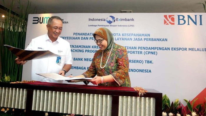 BNI bersinergi dengan Lembaga Pembiayaan Ekspor Indonesia (LPEI). Mereka memberikan penjaminan kredit syarat ringan kepada UMKM.