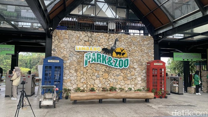 Lembang Park & Zoo di Bandung Barat.