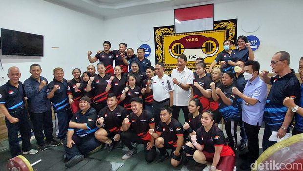 Lifter Indonesia