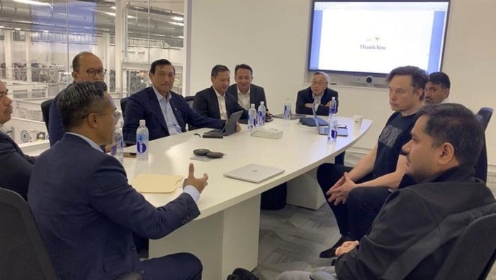Luhut cs Bertemu Elon Musk Luhut cs Bertemu Elon Musk