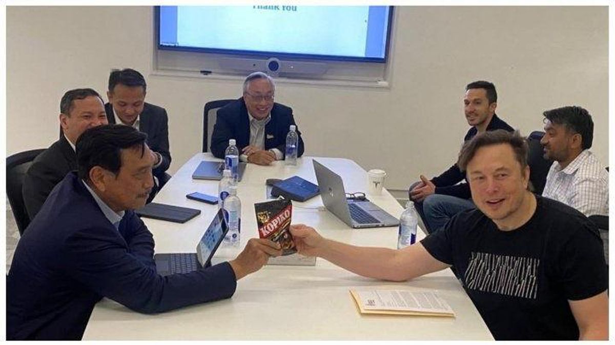 Olesya qalin xorozni soradi