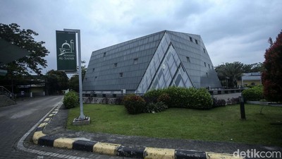Masjid Al Safar di Rest Area Ini Diarsiteki Ridwan Kamil