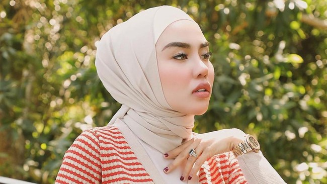 Sederet Kontroversi Medina Zein, Kini Dituduh Tipu-tipu Jual Beli Mobil