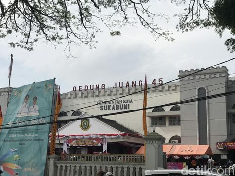 Nyamannya posko mudik di Gedung Joeang Sukabumi.