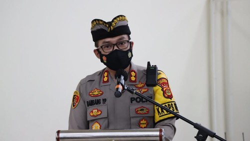 Kapolresta Denpasar AKBP Bambang Yugo Pamungkas saat menghadiri pelatihan Sipandu Beradat di Denpasar Selasa (26/4/2022). (Dok. Polresta Denpasar)
