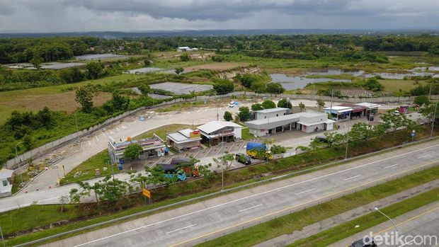 Rest Area Teras Dipa KM 678 A Tol Jomo