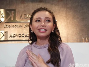 Jawaban Jitu Rossa Ditanya soal Pasangan saat Lebaran