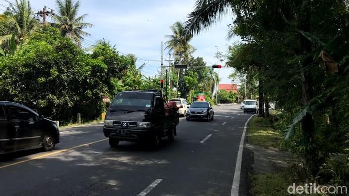 Salah satu ruas jalan nasional di Kuln Progo, Selasa (26/4/2022).