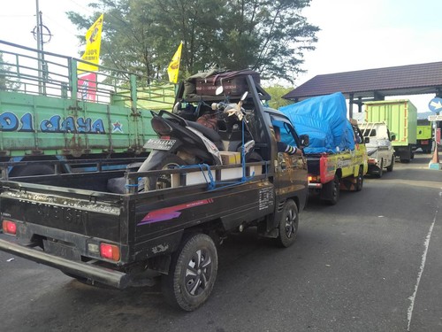 Suasana kepadatan arus mudik H-6 lebaran di Pelabuhan Gilimanuk