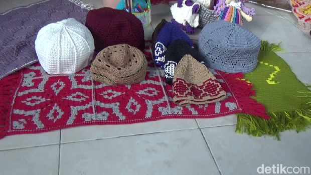 tenun rajut lumajang