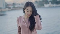 Vira Melia disebut-sebut sering menemani Hotman Paris syuting dan menjalani aktivitasnya. Namun ia menolak saat ditawari menjadi asisten pribadi. Foto: instagram @virramelia