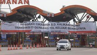Pengguna jalan tol bisa melakukan transaksi di gerbang tol selanjutnya. (Dedhez Anggara/Antara Foto)