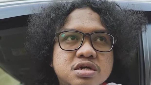 Babe Cabita memparodikan aksi pria ancam mematahkan leher Bobby Nasution