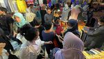 Jelang Lebaran, Bursa Baju Bekas di Pasar Senen Makin Semarak