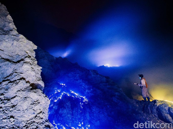 Blue Flame di Kawah Ijen Banyuwangi