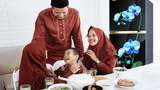 5 Cara Kenalkan Bulan Ramadan pada Anak