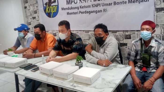 Ketum MPO KNPI Lisman Hasibuan Bersama OKP Mengusulkan nama Ketum KNPI La Ode Umar Bonte menjadi Menteri Perdagangan RI.