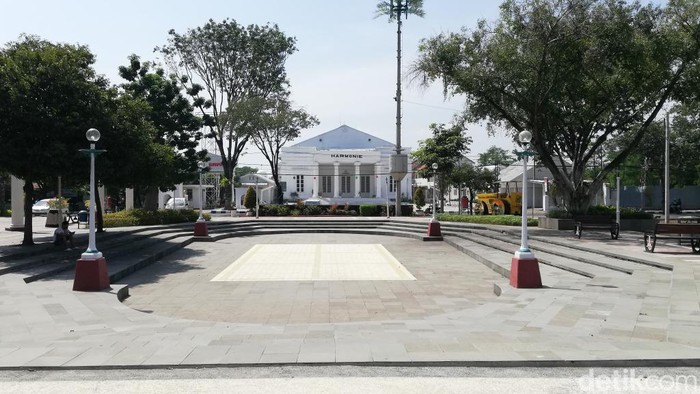 Gedung Harmonie di Kota Pasuruan