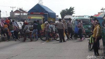 Ini Biang Kerok Antrean Kendaraan di Jalur Mudik Selatan