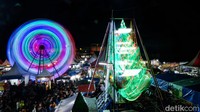 Bagi warga sekitar, pasar malam Pamulang dijadikan sebagai salah satu pilihan destinasi wisata terdekat.   