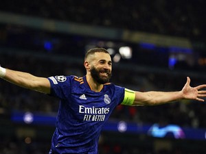 Oezil: Kasih Benzema Ballon dOr!