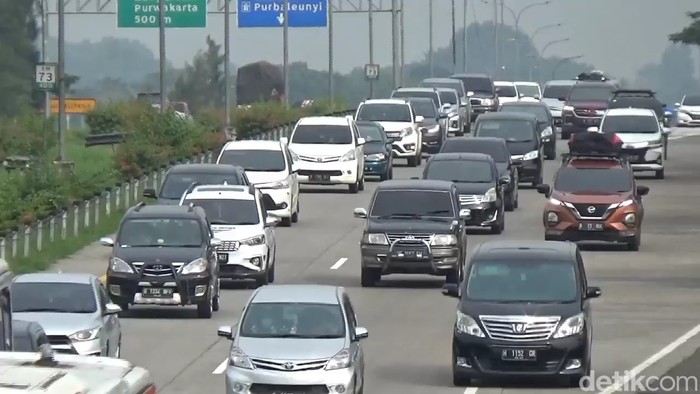 Kondisi lalin di Tol Cipali