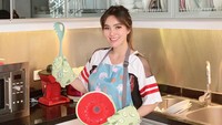 Di kedai bakminya ada banyak menu yang ditawarkan. Salah satu yang jadi andalan adalah menu Bakmi Ayam Kampung dan Bakmi Ati Jamur. Foto: Instagram @lina_kartika09