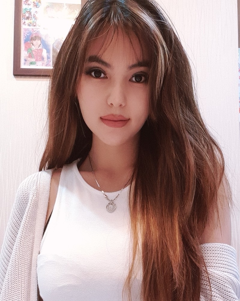 Lina Kartika penjual bakmi cantik
