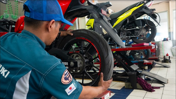 Mekanik Suzuki motor