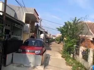 Ternyata Parkir Mobil Depan Rumah Ganggu Jalan Langgar Aturan Lho, Ini Sanksinya