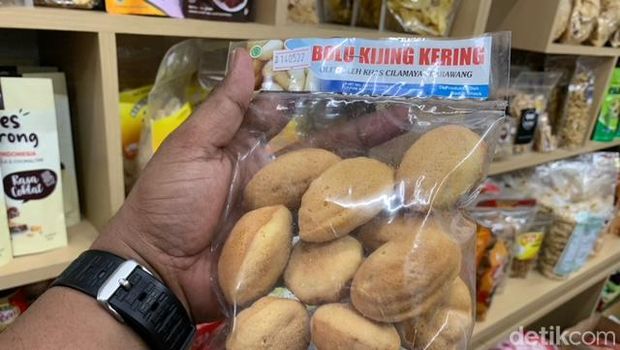 Oleh-oleh khas Karawang yang bisa dibeli di rest area.