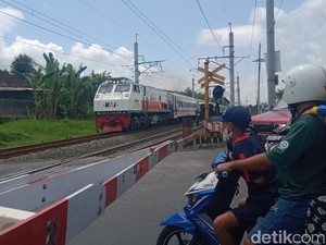Palang Krapyak Ini Konon Ujian Sabar Pemudik di Klaten, Bener Lur?