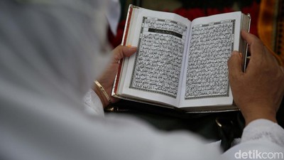 Pria, Wanita dan Anak-anak Antusias Ikut Bekasi Mengaji