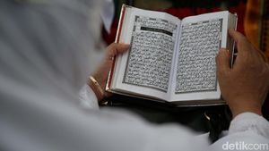 Pria, Wanita dan Anak-anak Antusias Ikut Bekasi Mengaji