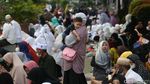 Pria, Wanita dan Anak-anak Antusias Ikut Bekasi Mengaji