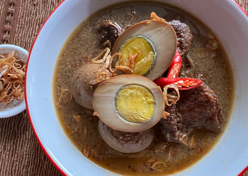 Resep Semur Daging dan Telur Betawi