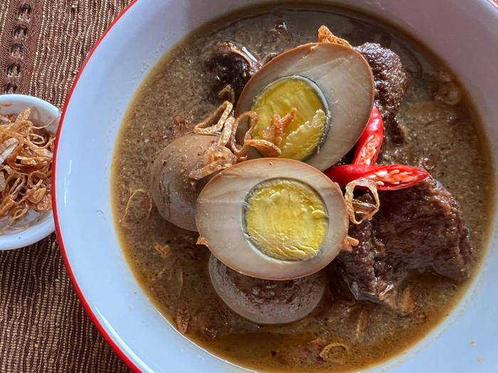 Resep Semur Daging dan Telur Betawi